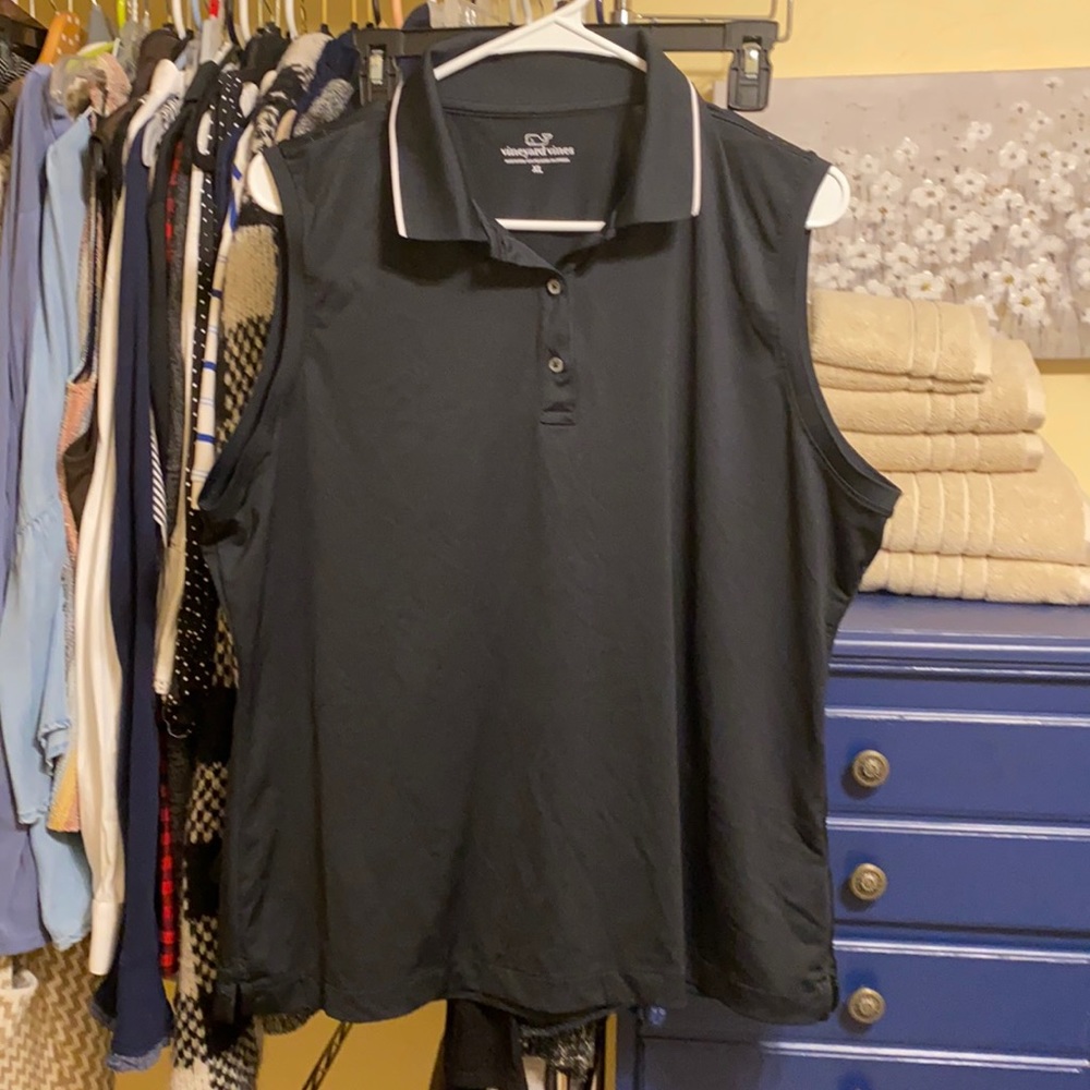 Black vineyard vines sleeveless polo